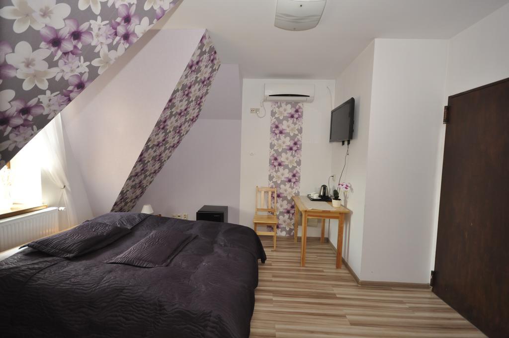 Pokoje Zygmuntowska Nowy Sącz Quarto foto